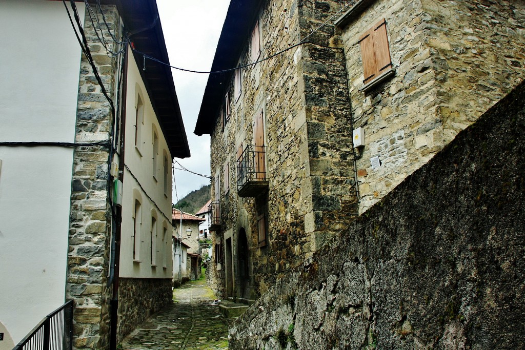 Foto: Vista del pueblo - Uztarroz (Navarra), España