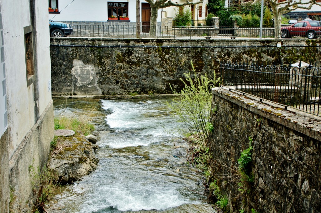 Foto: Afluente del Esca - Uztarroz (Navarra), España