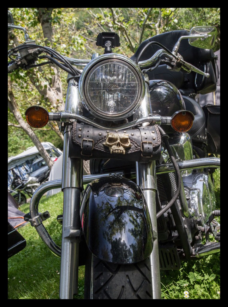 Foto: Moteros en Oto - Oto (Huesca), España