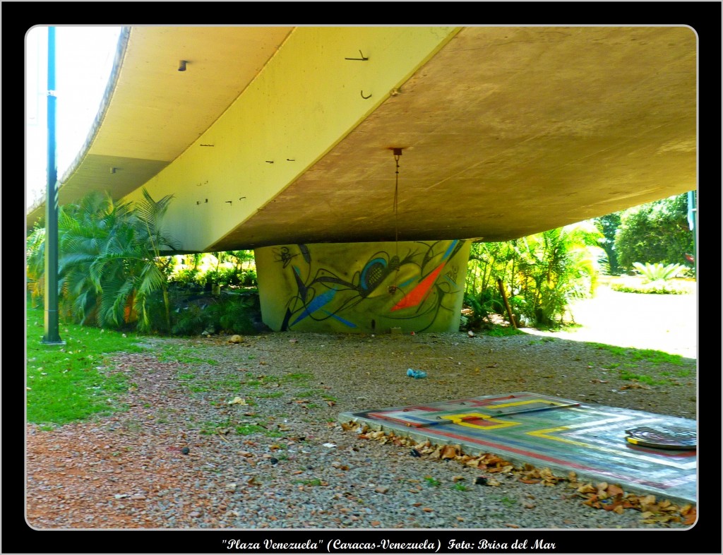 Foto: Plaza Venezuela - Caracas (Distrito Capital), Venezuela