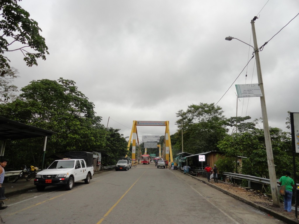 Foto: Puente Internacional - Lago Agrio (Sucumbios), Ecuador