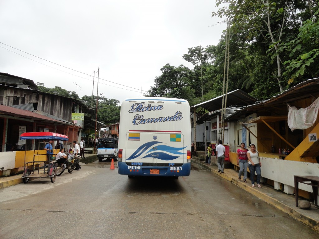 Foto: En el aldo Colombiano - Lago Agrio (Sucumbios), Ecuador