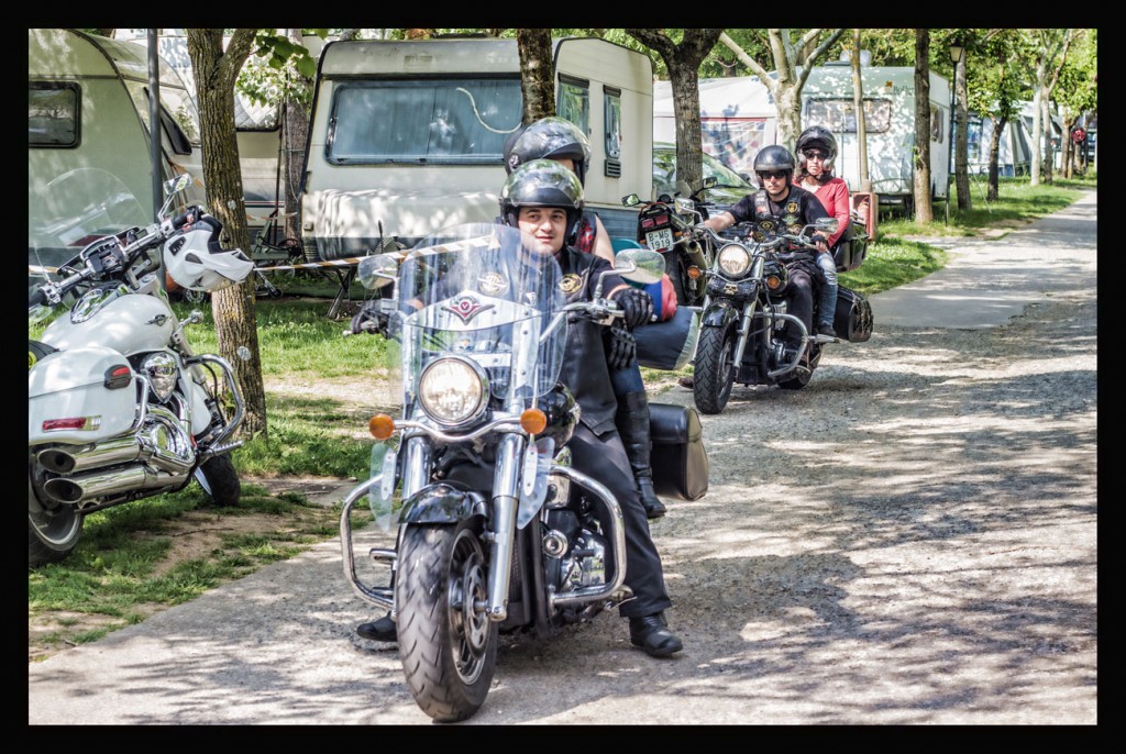 Foto: Moteros en Oto - Oto (Huesca), España