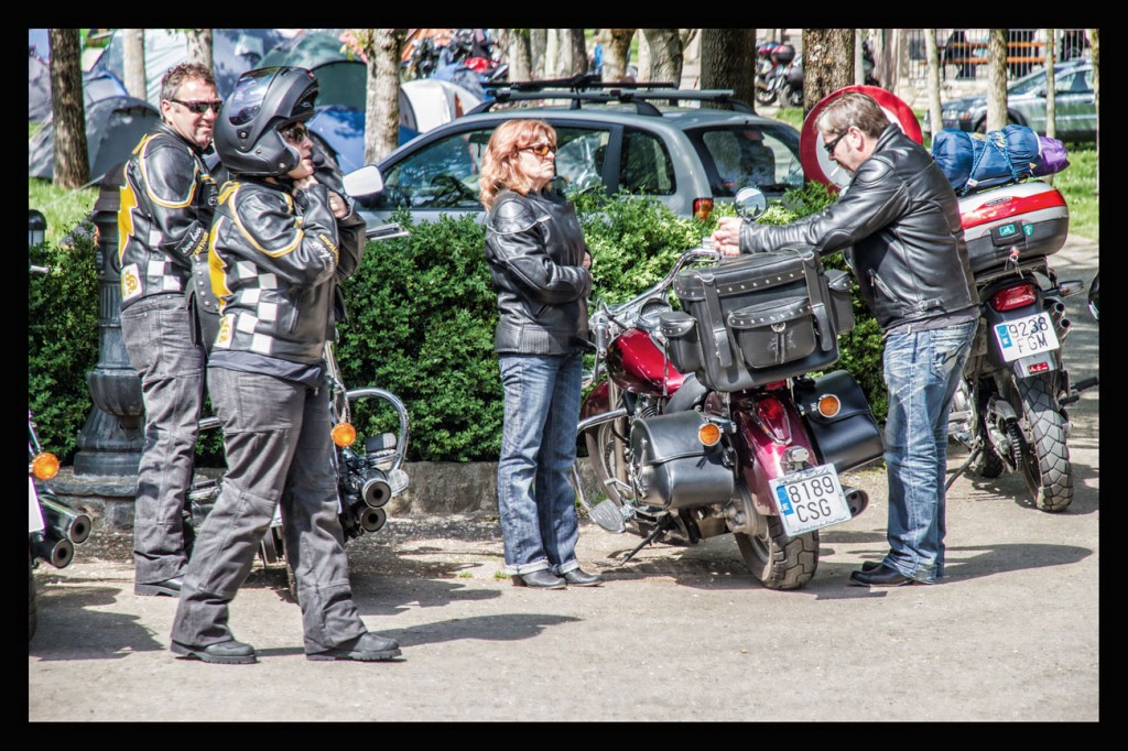 Foto: Moteros en Oto - Oto (Huesca), España