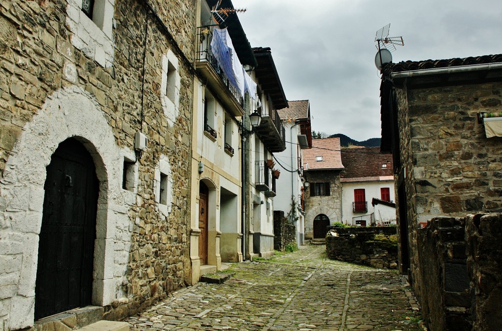 Foto: Vista del pueblo - Isaba (Navarra), España