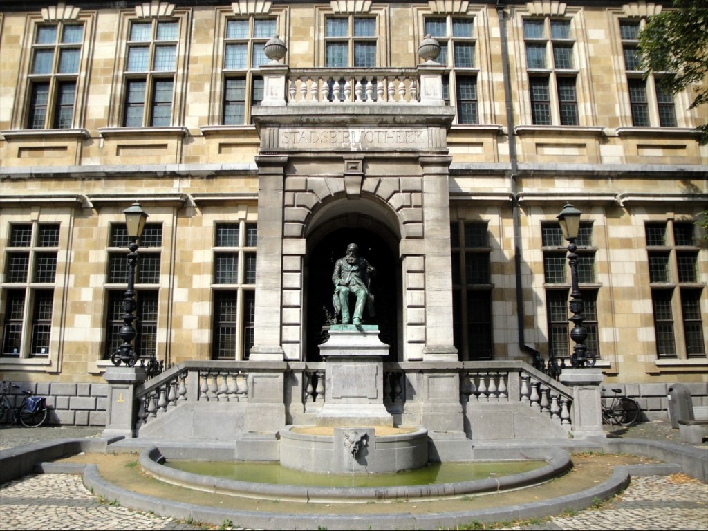 Foto: Hendrik Conscienceplein - Antwerpen (Flanders), Bélgica