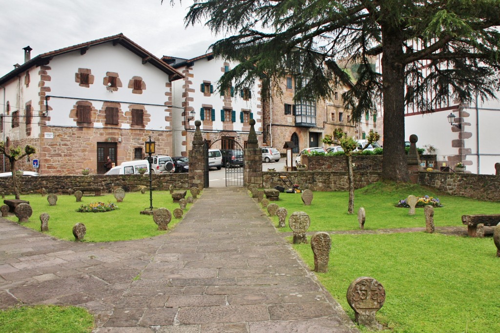 Foto: Iglesia de la Asunción - Etxalar (Navarra), España