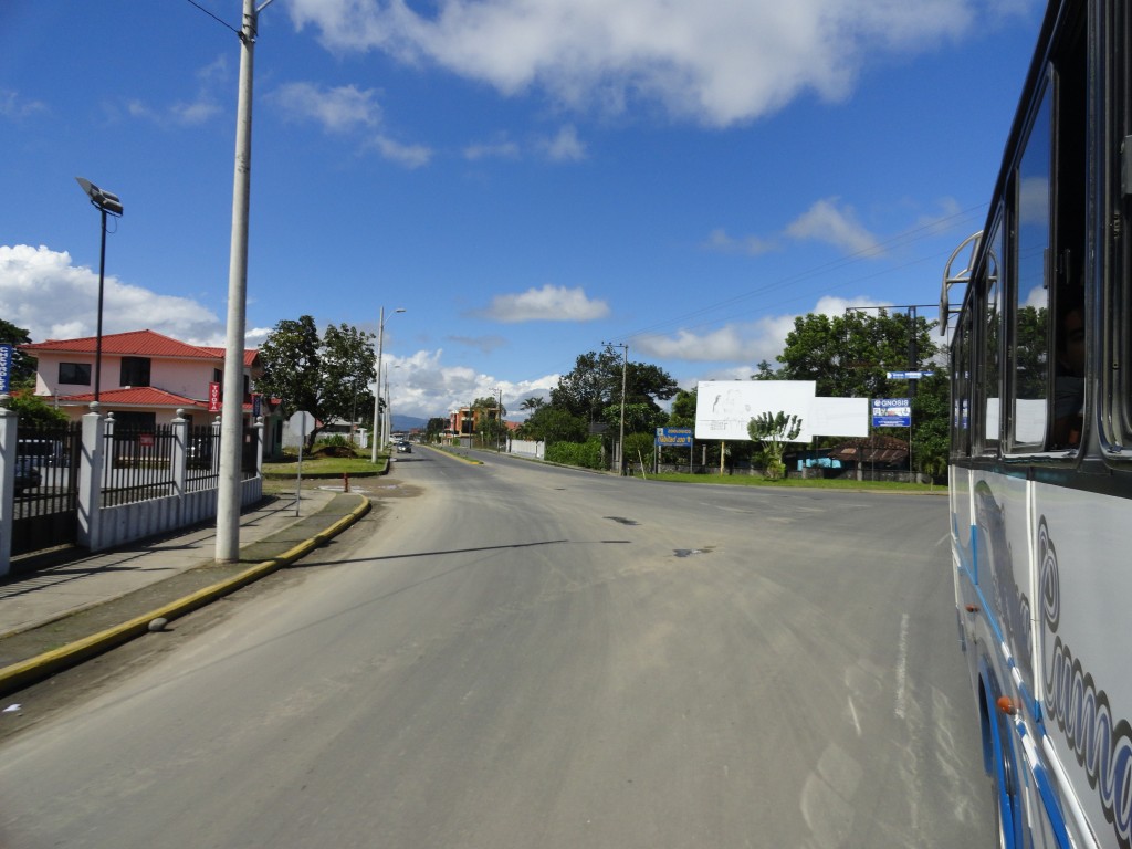 Foto: Calles - Sucua (Macas) (Morona-Santiago), Ecuador