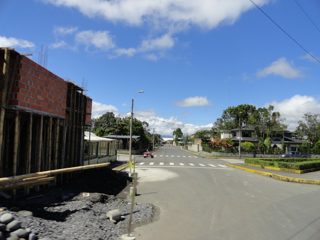 Foto: Calles - Sucua (Macas) (Morona-Santiago), Ecuador