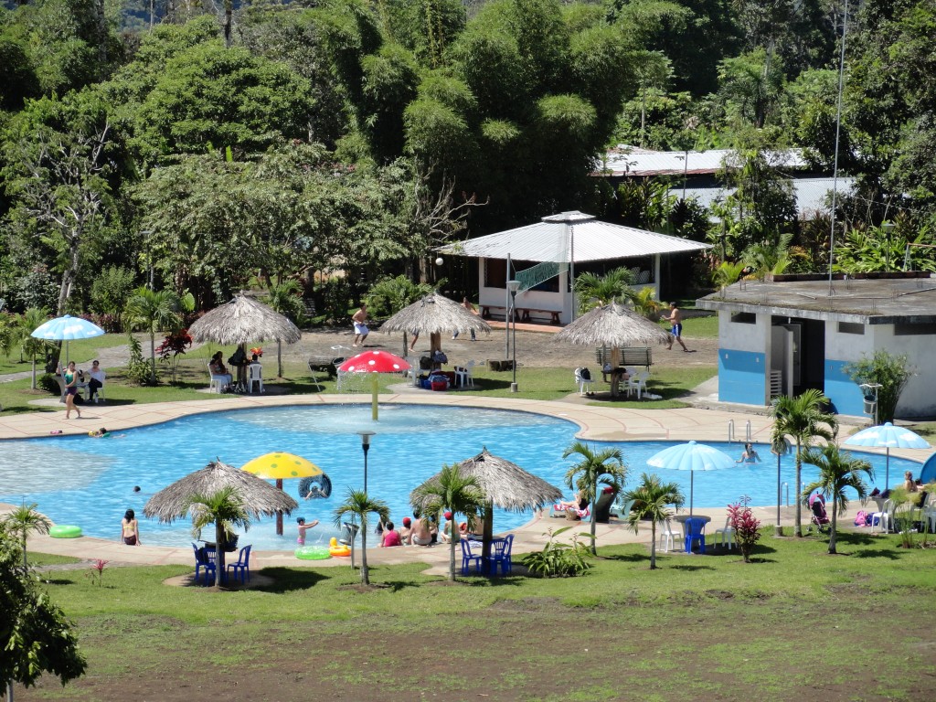 Foto: Complejo - Sucua (Morona-Santiago), Ecuador