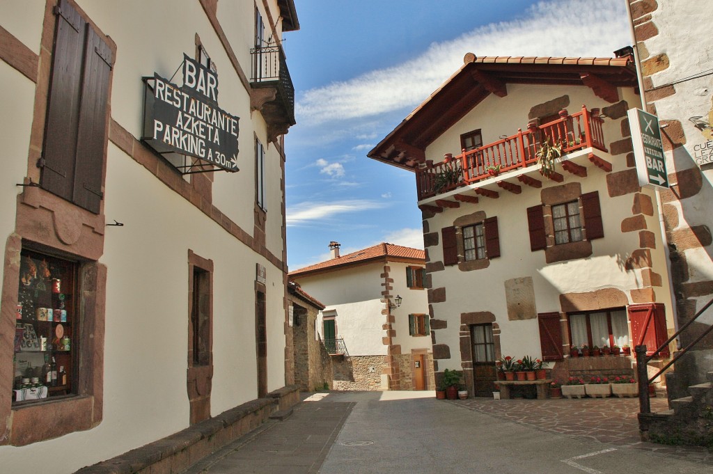Foto: Centro histórico - Zugarramurdi (Navarra), España