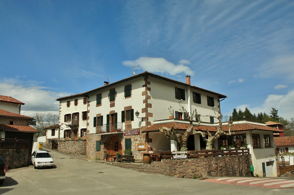 Foto: Centro histórico - Zugarramurdi (Navarra), España