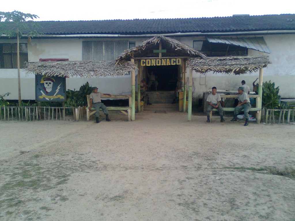 Foto: Destacamento - Lorocachi (Pastaza), Ecuador