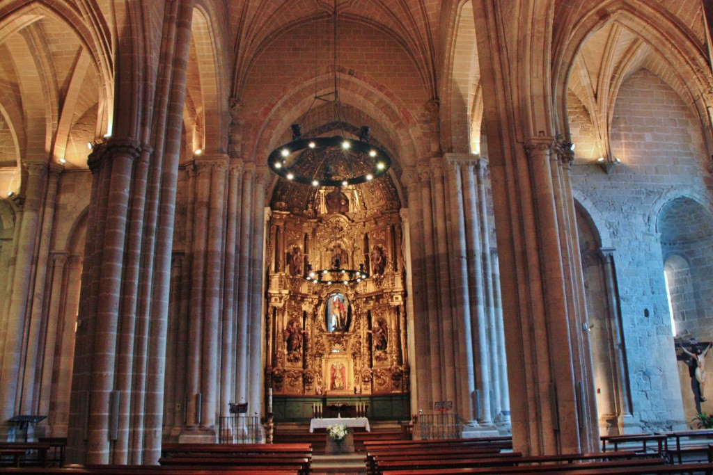 Foto: Iglesia de San Miguel - Estella (Navarra), España