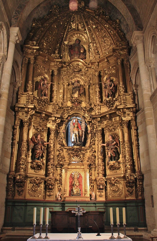 Foto: Iglesia de San Miguel - Estella (Navarra), España