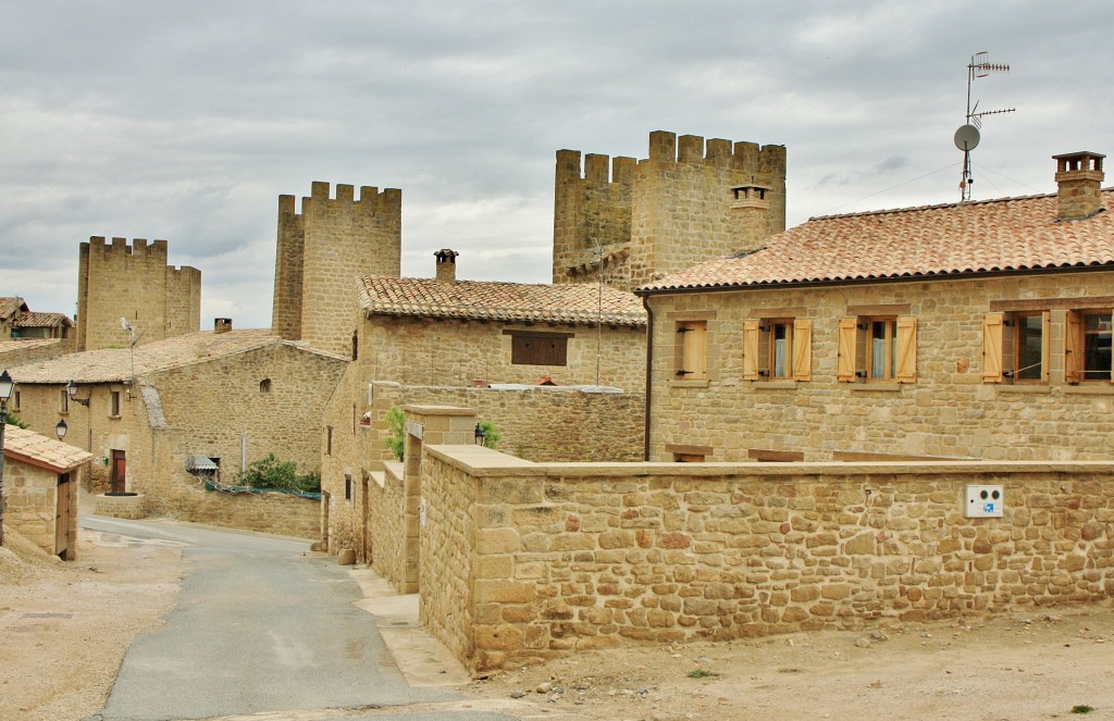 Foto: Recinto medieval - Artajona (Navarra), España
