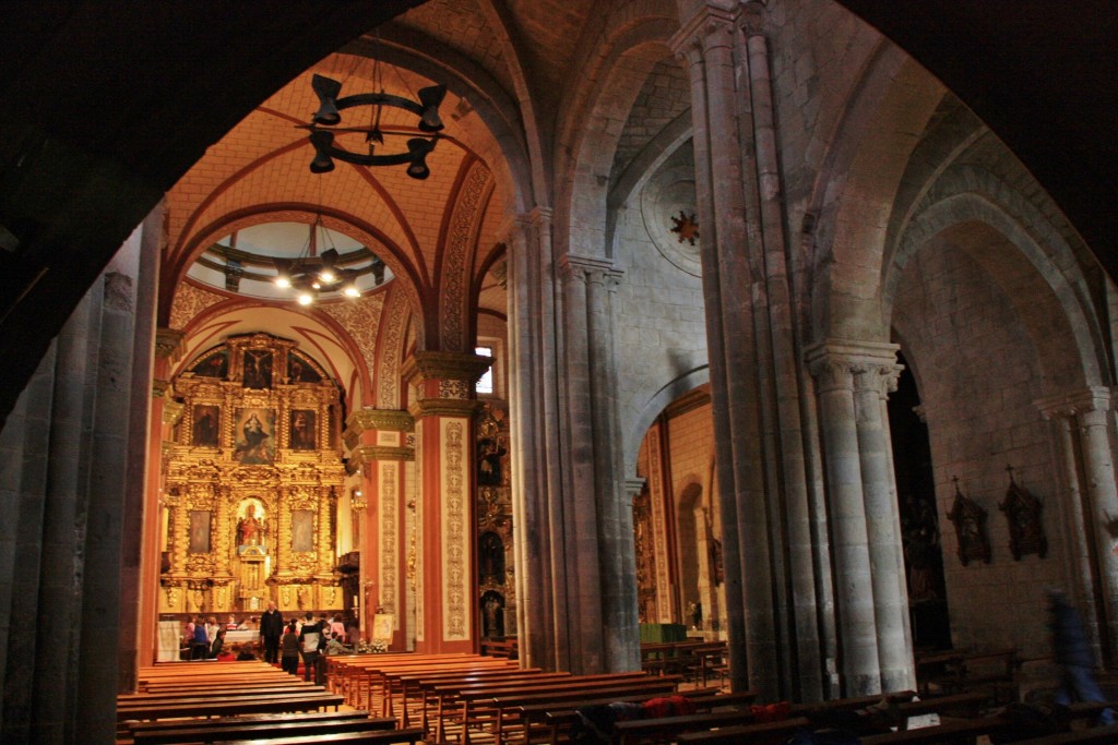 Foto: Iglesia de San Pedro - Olite (Navarra), España