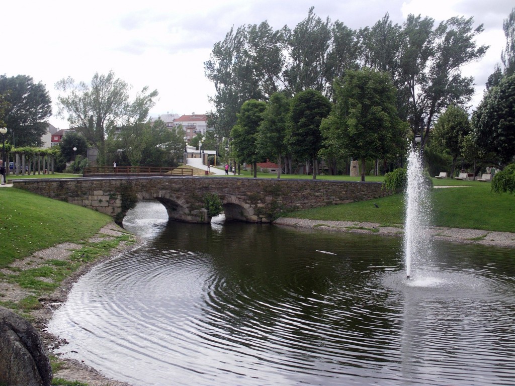 Foto: Parque los Condes y Rio Cave - Monforte De Lemos (Lugo), España
