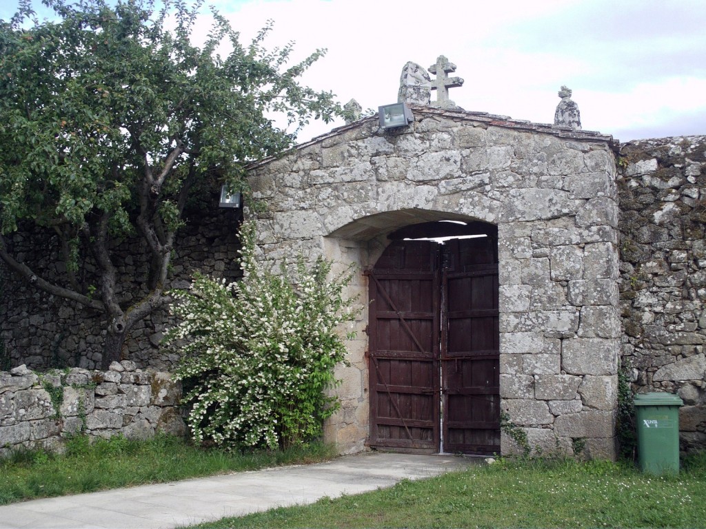 Foto: Monasterio De Ferreira De Panton - Lugo (Galicia), España