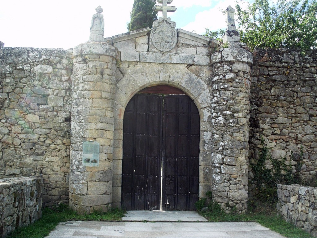 Foto: Monasterio De Ferreira De Panton - Lugo (Galicia), España