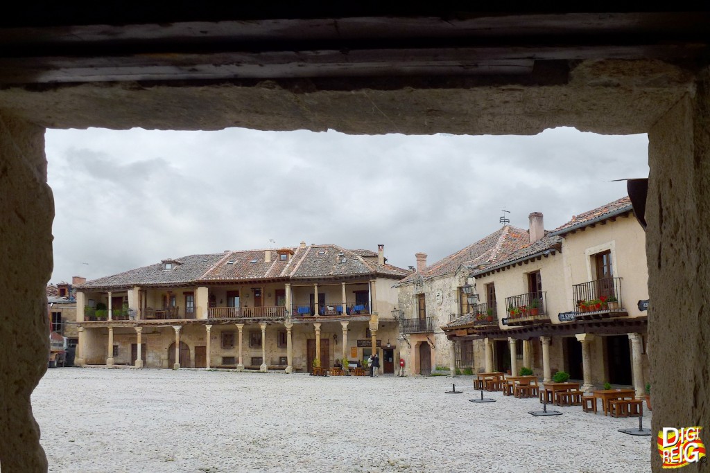 Foto: Plaza Mayor - Pedraza (Segovia), España