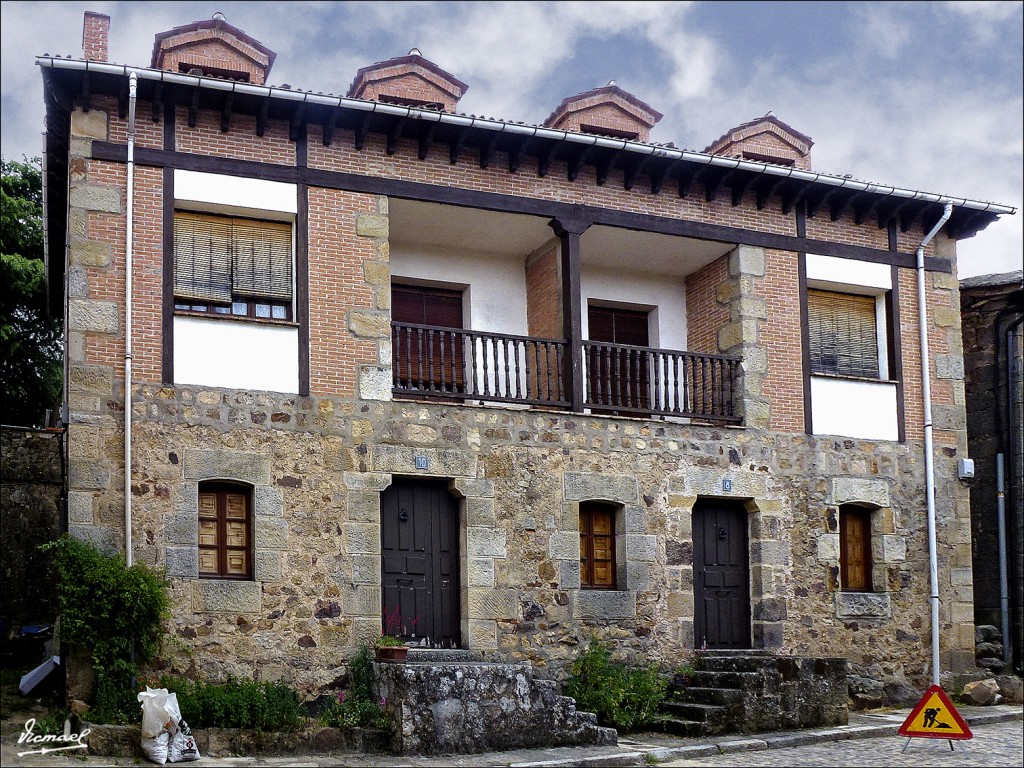 Foto: 120609-019 MOLINOS DE DUERO - Molinos De Duero (Soria), España