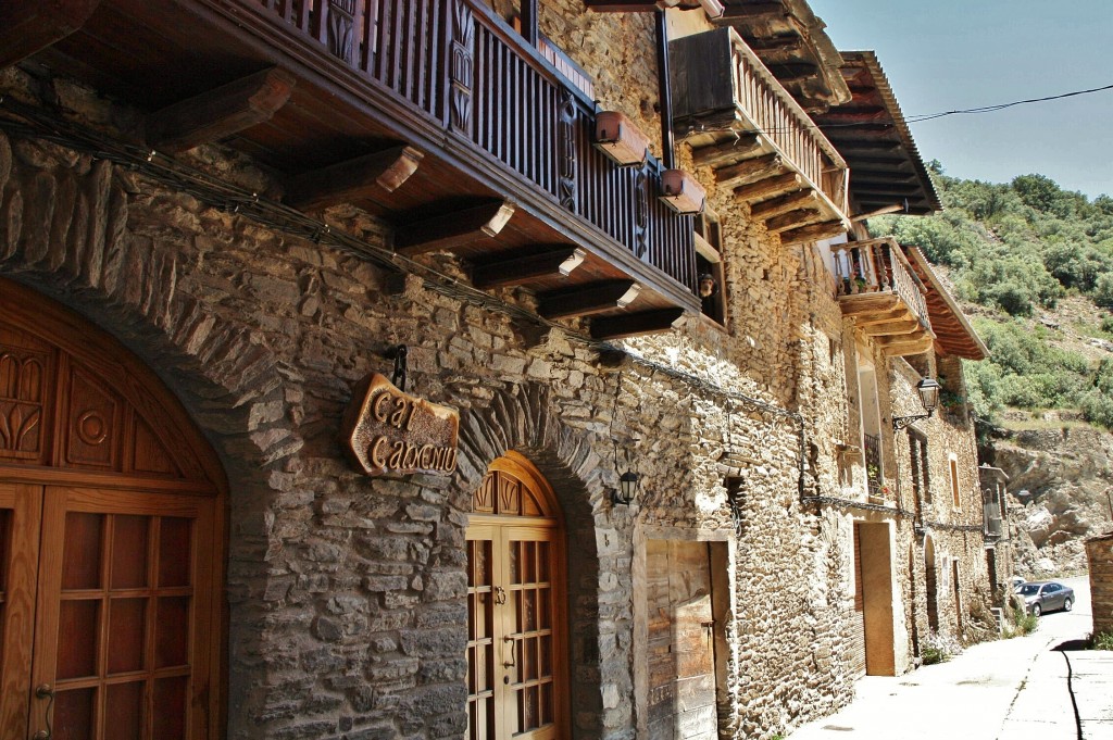 Foto: Vista del pueblo - Castellbò (Lleida), España