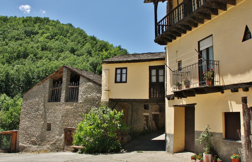 Foto: Vista del pueblo - Castellbò (Lleida), España