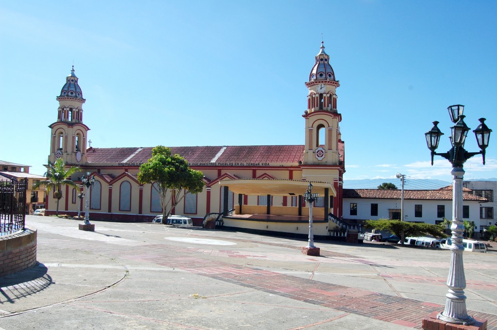Foto: Catedral Nuestra Señora de las Nieves - Vélez (Santander) (Santander), Colombia