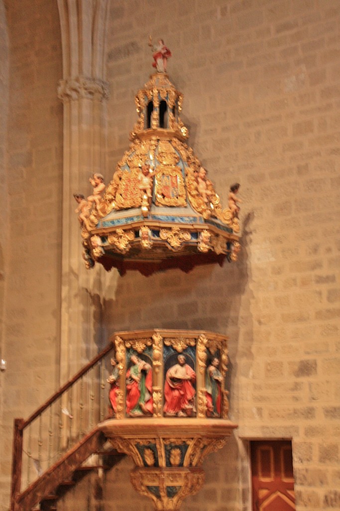 Foto: Iglesia fortaleza de Santa María - Ujué (Navarra), España