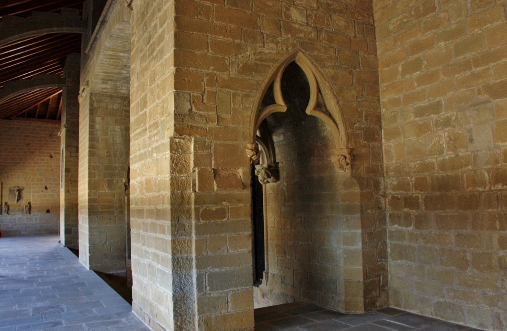 Foto: Iglesia fortaleza de Santa María - Ujué (Navarra), España