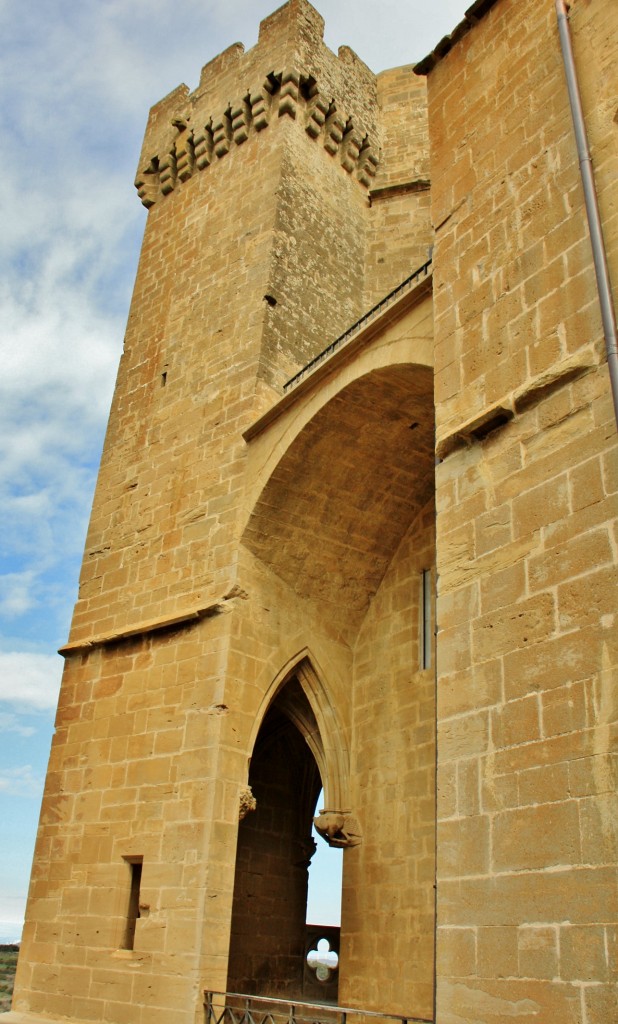 Foto: Iglesia fortaleza de Santa María - Ujué (Navarra), España