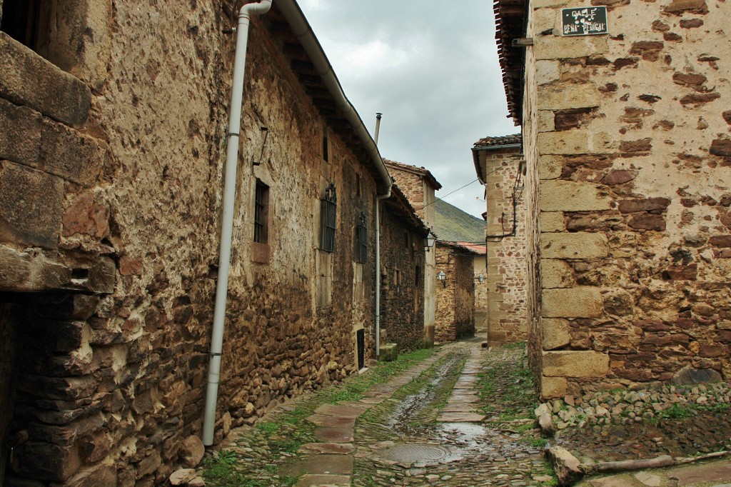 Foto: Vista del pueblo - Viniegra de Arriba (La Rioja), España