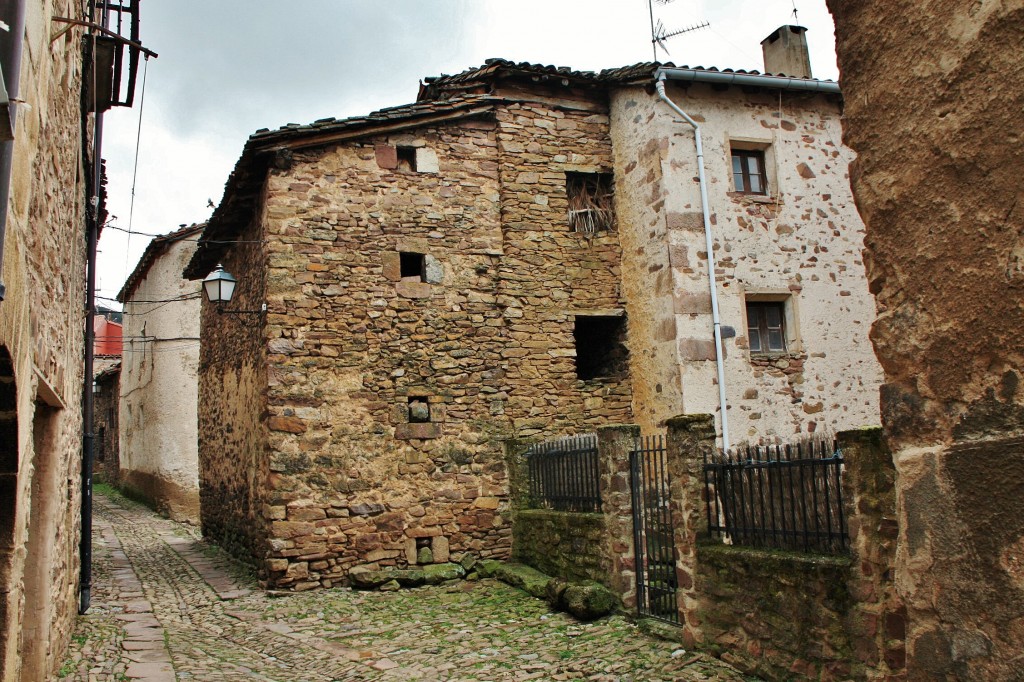 Foto: Vista del pueblo - Viniegra de Arriba (La Rioja), España
