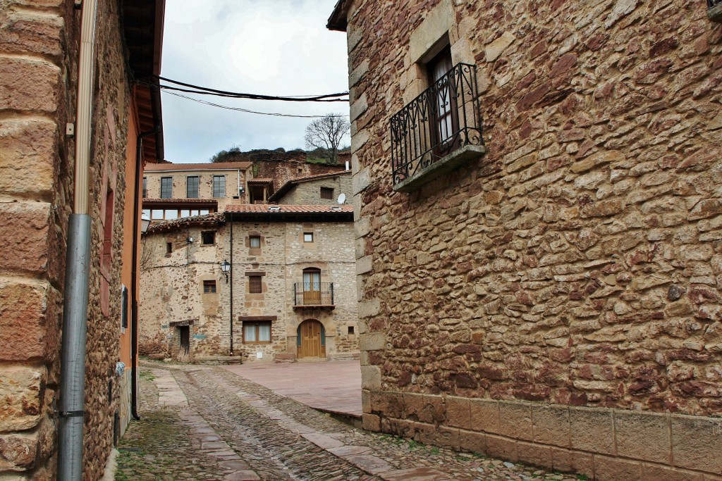 Foto: Vista del pueblo - Viniegra de Arriba (La Rioja), España