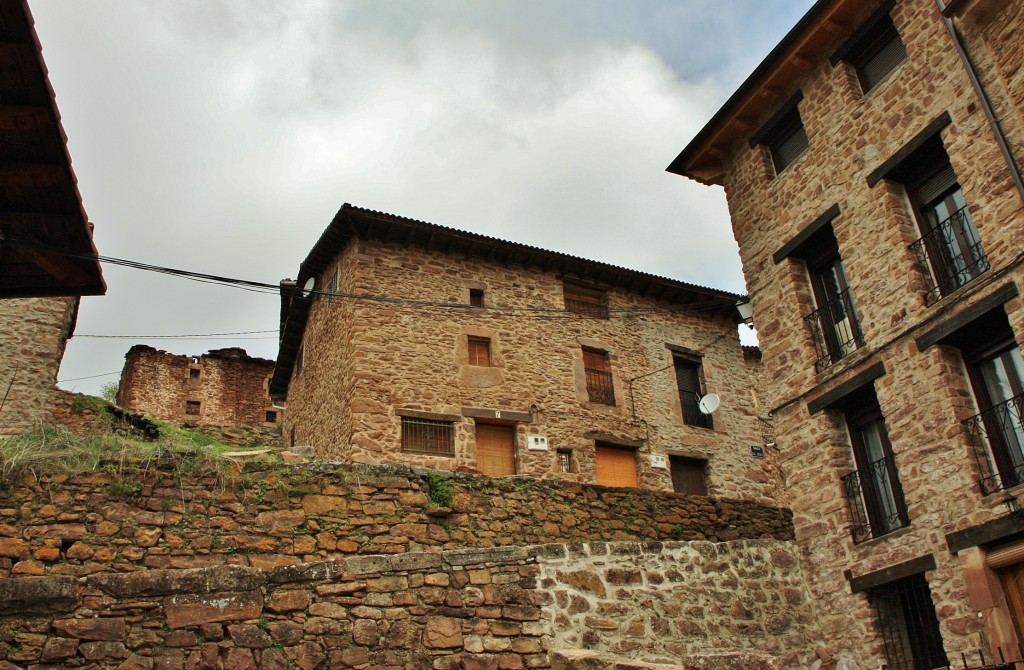 Foto: Vista del pueblo - Viniegra de Arriba (La Rioja), España