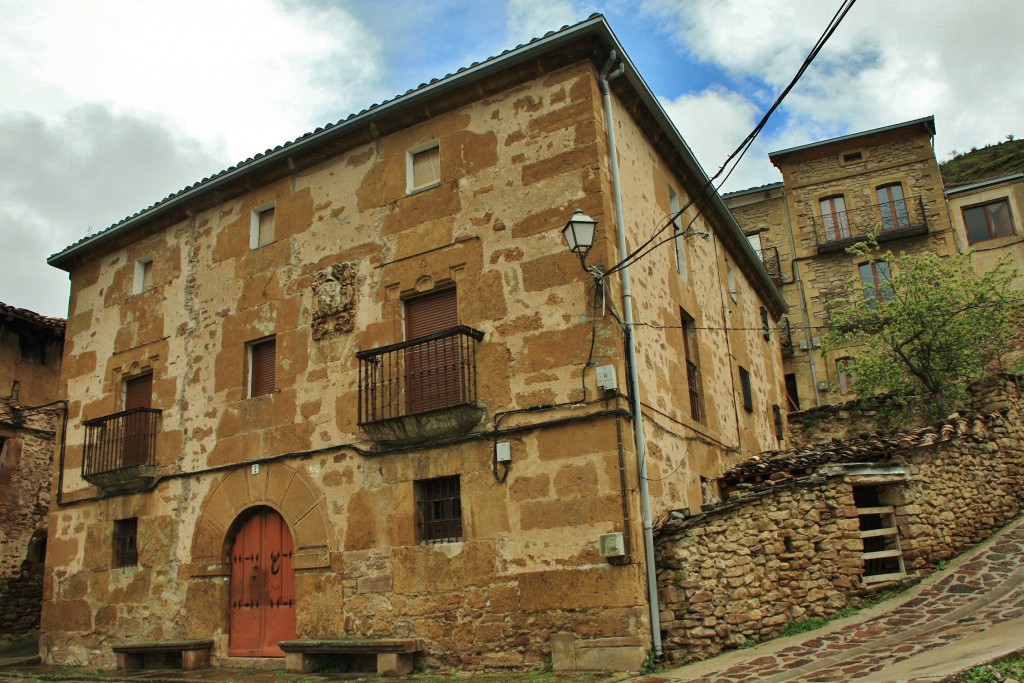 Foto: Vista del pueblo - Ventrosa (La Rioja), España