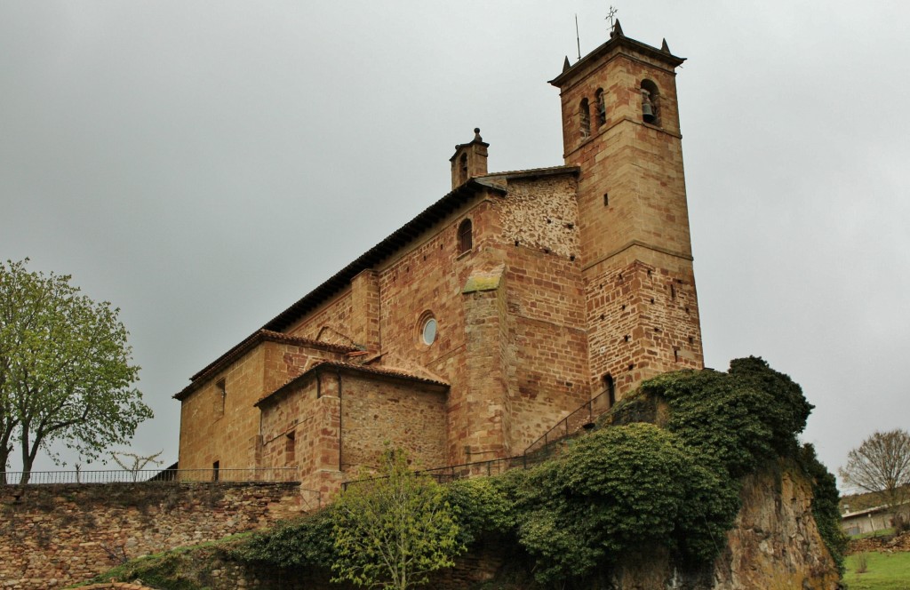 Foto: Iglesia de San Pedro y San Pablo - Ventrosa (La Rioja), España