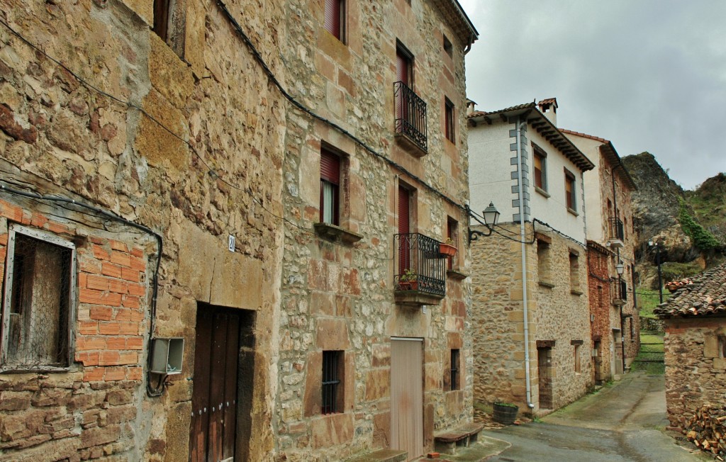 Foto: Vista del pueblo - Ventrosa (La Rioja), España