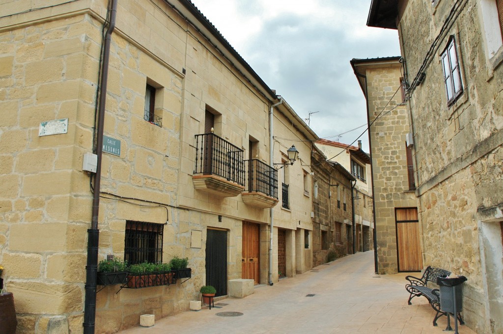 Foto: Vista del pueblo - Abalos (La Rioja), España