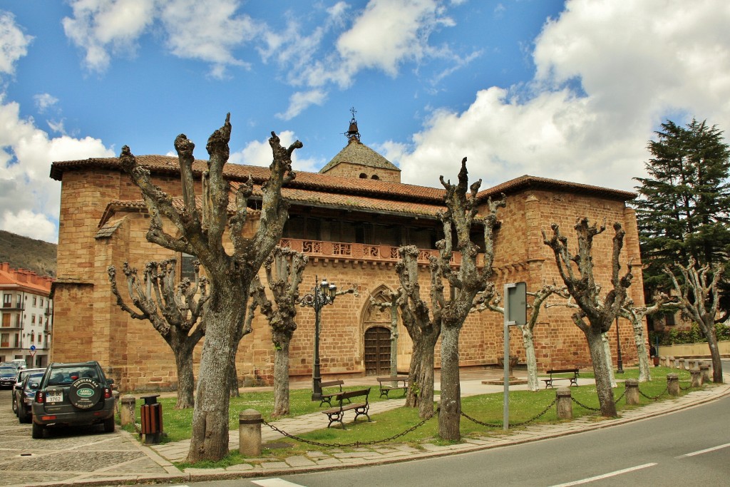 Foto: Iglesia - Ezcaray (La Rioja), España