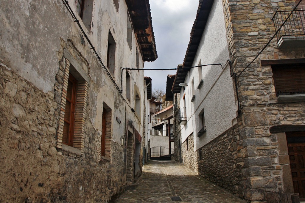 Foto: Centro histórico - Burgui (Navarra), España