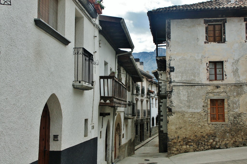 Foto: Centro histórico - Burgui (Navarra), España