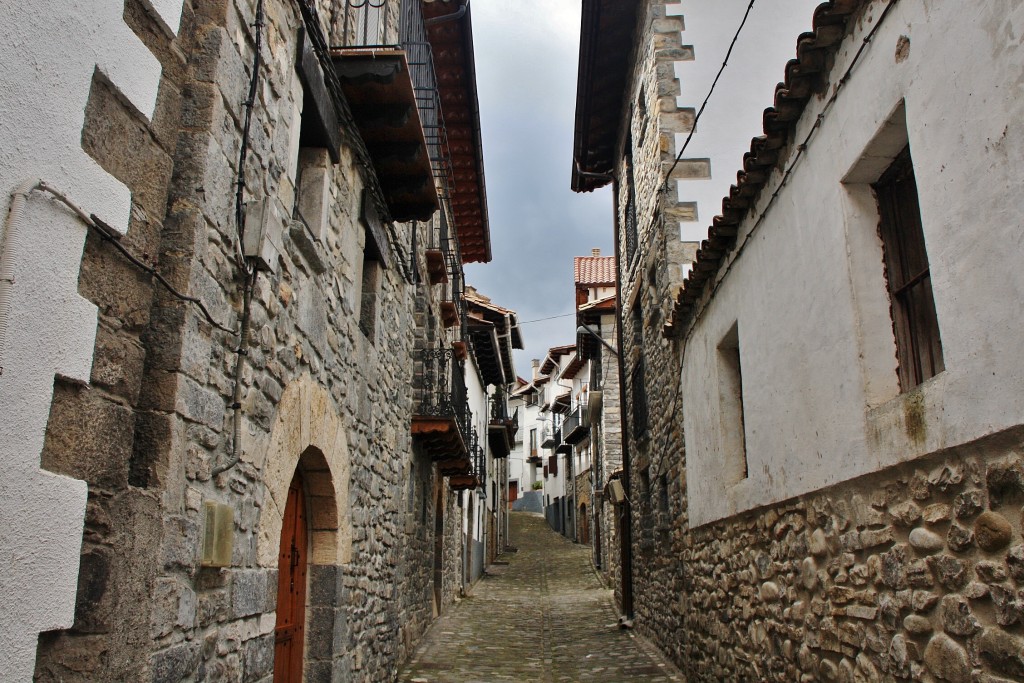 Foto: Centro histórico - Burgui (Navarra), España