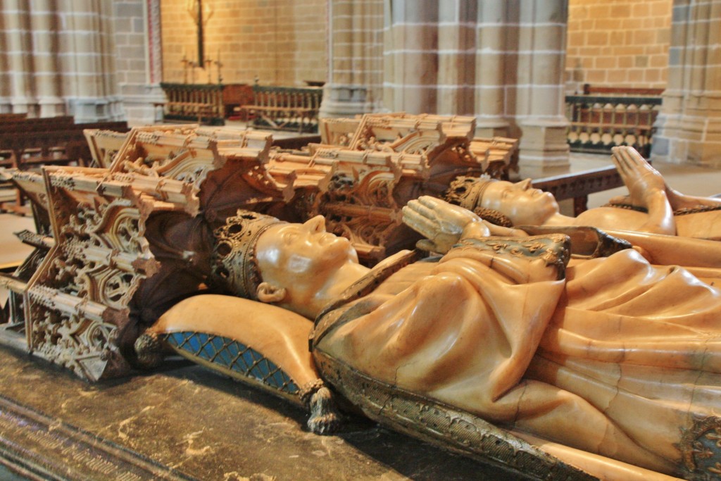 Foto: Catedral: mausoleo real - Pamplona (Navarra), España