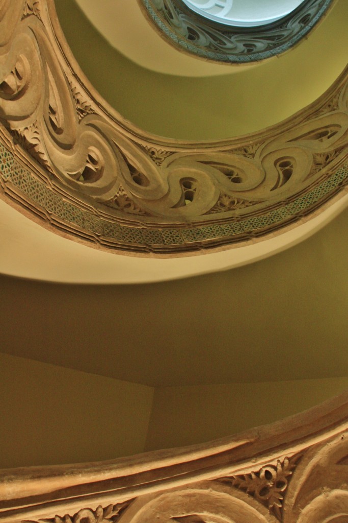 Foto: Catedral: escalera helicoidal - Pamplona (Navarra), España