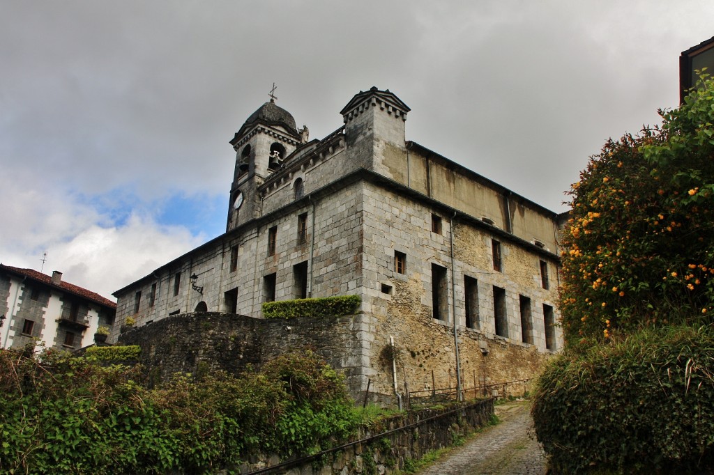 Foto: Iglesia de San Miguel - Leitza (Navarra), España