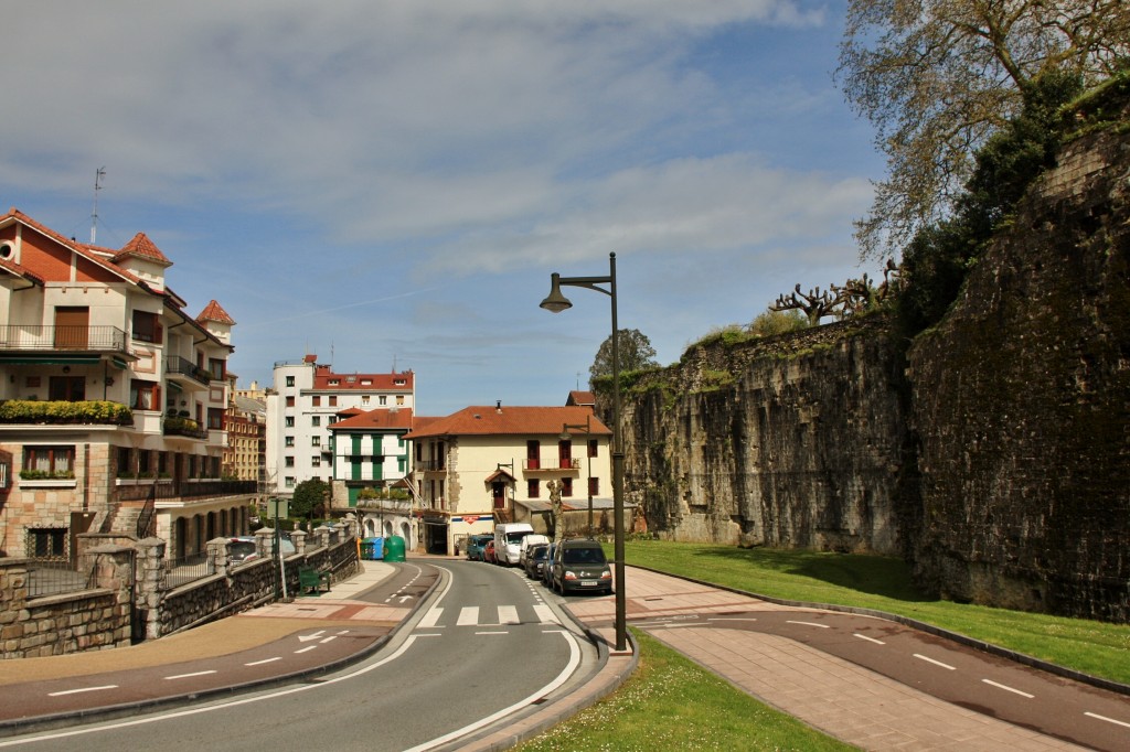 Foto: Vista de la ciudad - Hondarribia (Gipuzkoa), España