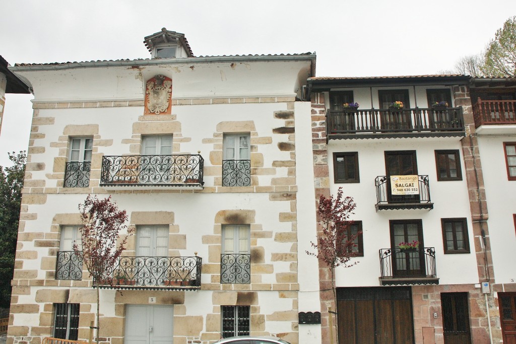 Foto: Vista del pueblo - Bera (Navarra), España