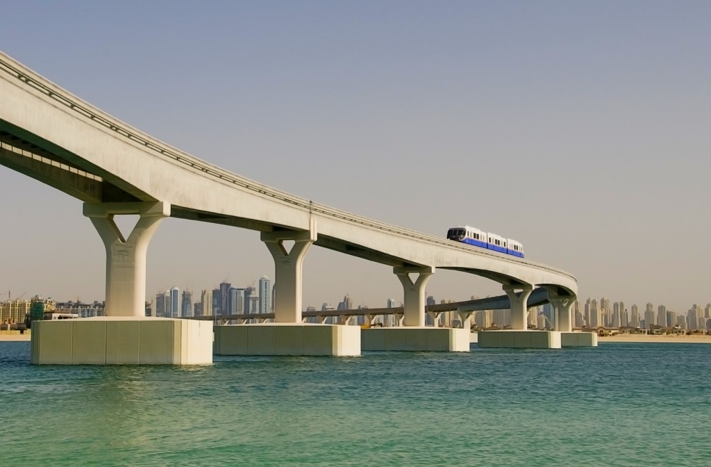 Foto: Tren monorail a la palmera - Dubai (Dubayy), Emiratos Árabes Unidos